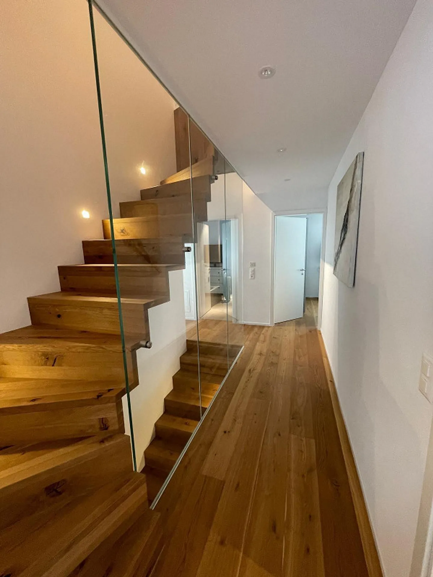 Casa unifamiliare moderna di 5,5 locali con standard di finitura di alta qualità - Foto 5 di 14
