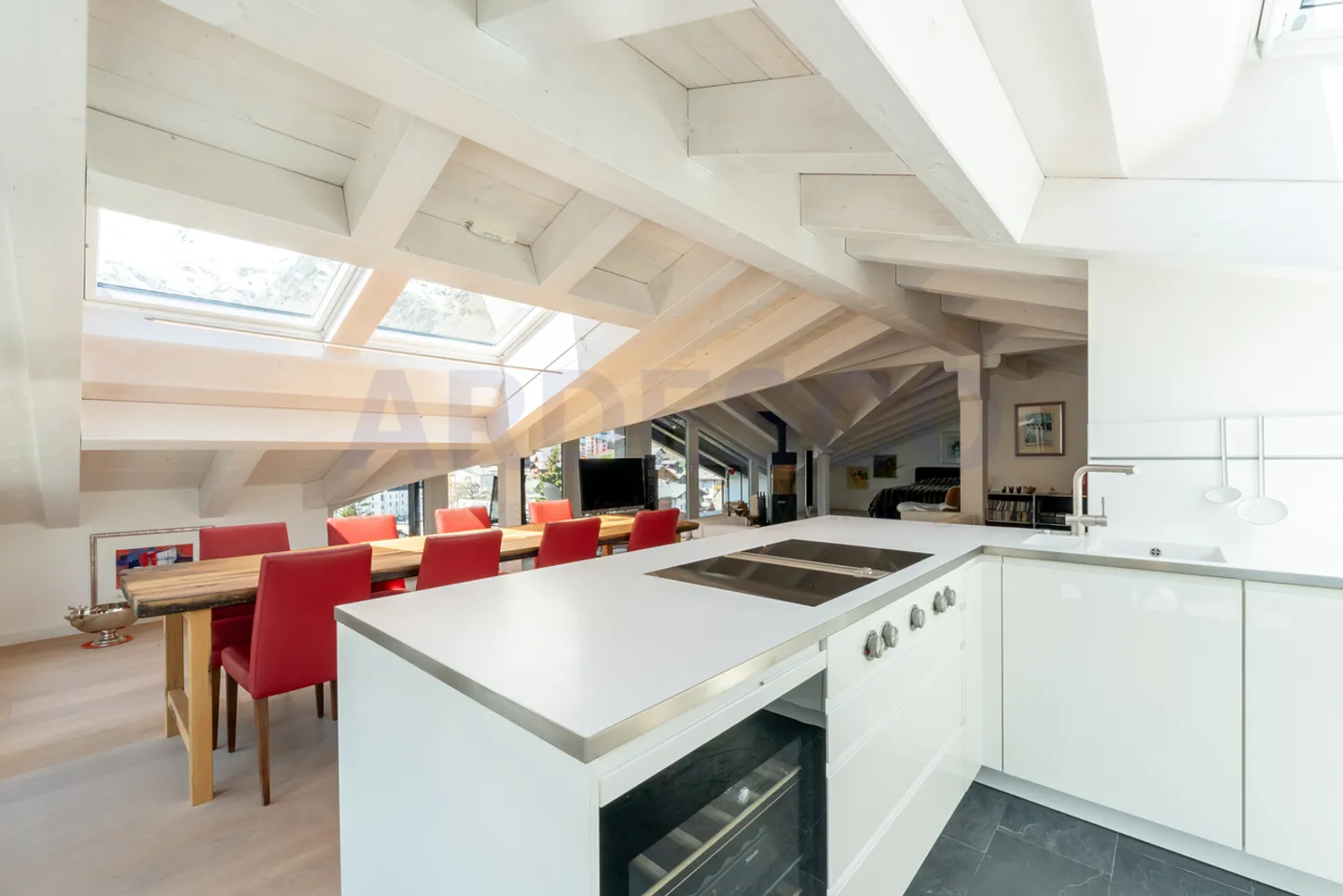 Au-dessus des toits de Saas-Fee - Photo 8 sur 19