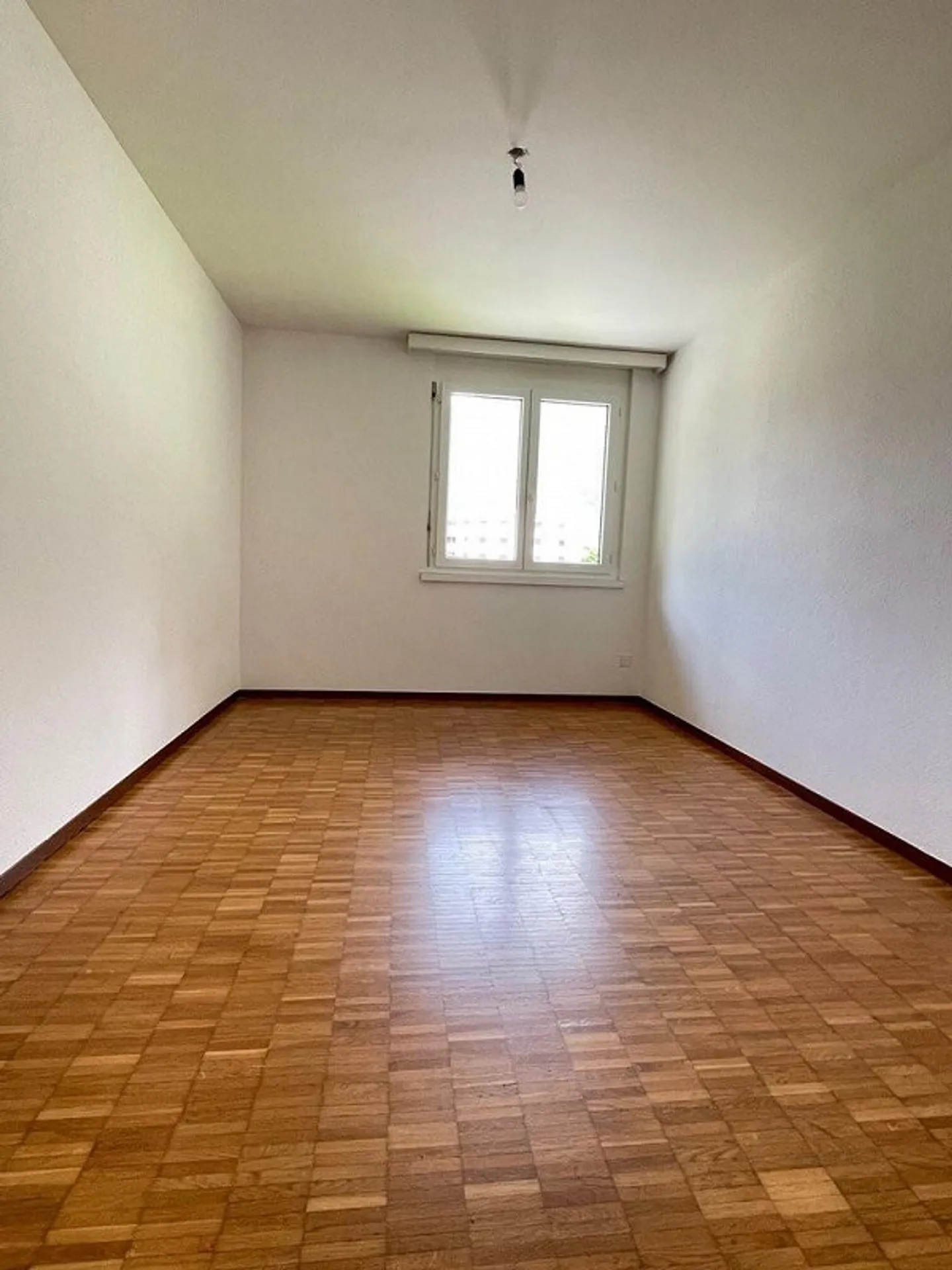 Rent a 4.5-room apartment in Roveredo - Photo 3 of 7