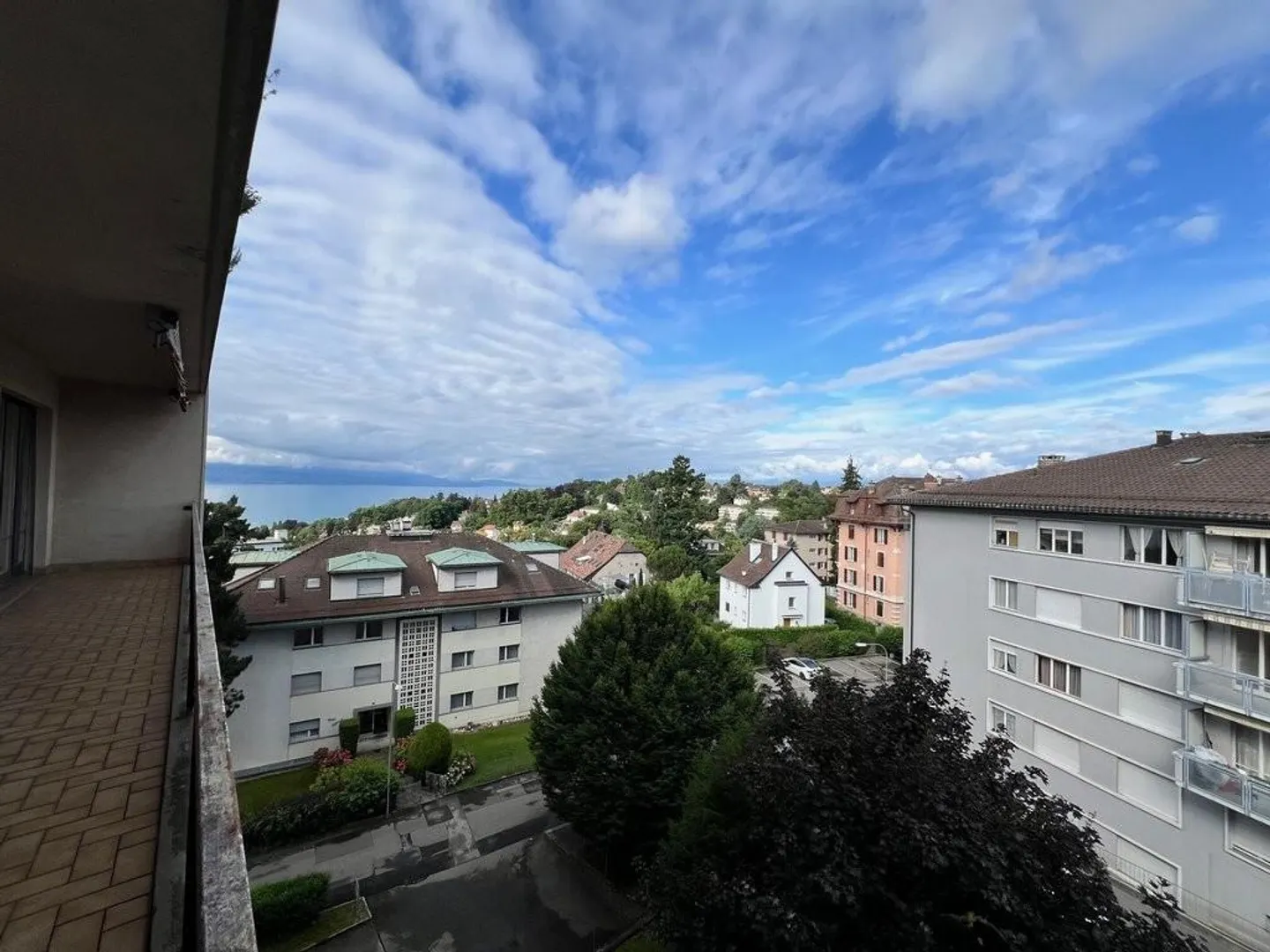 Appartement Charmant dans Quartier Calme - Photo 4 sur 8