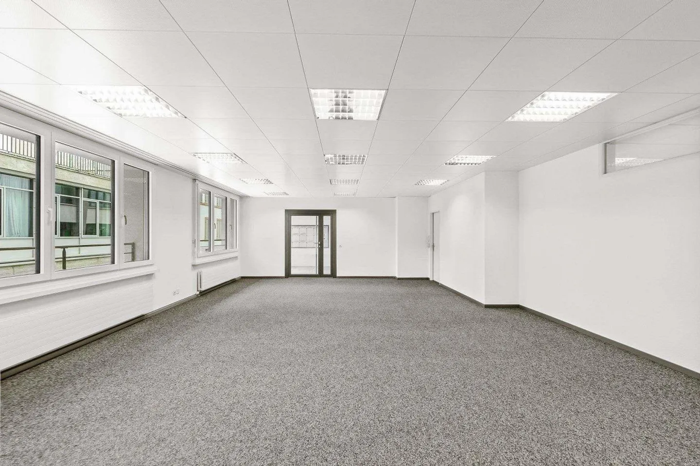 105m² Office and Studio Space in the Center of Basel - Photo 1 of 8