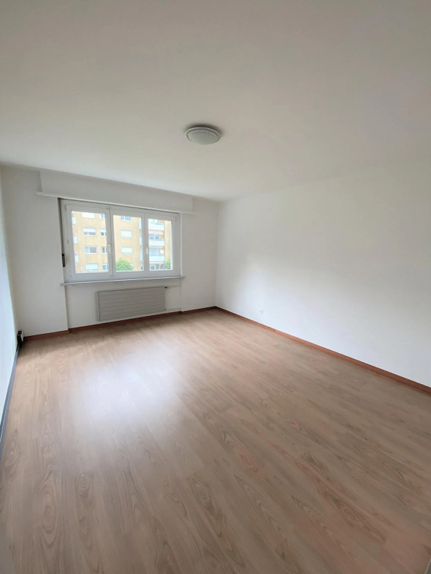 Helle 2½-Zimmerwohnung zum vemieten! - Foto 4 von 7