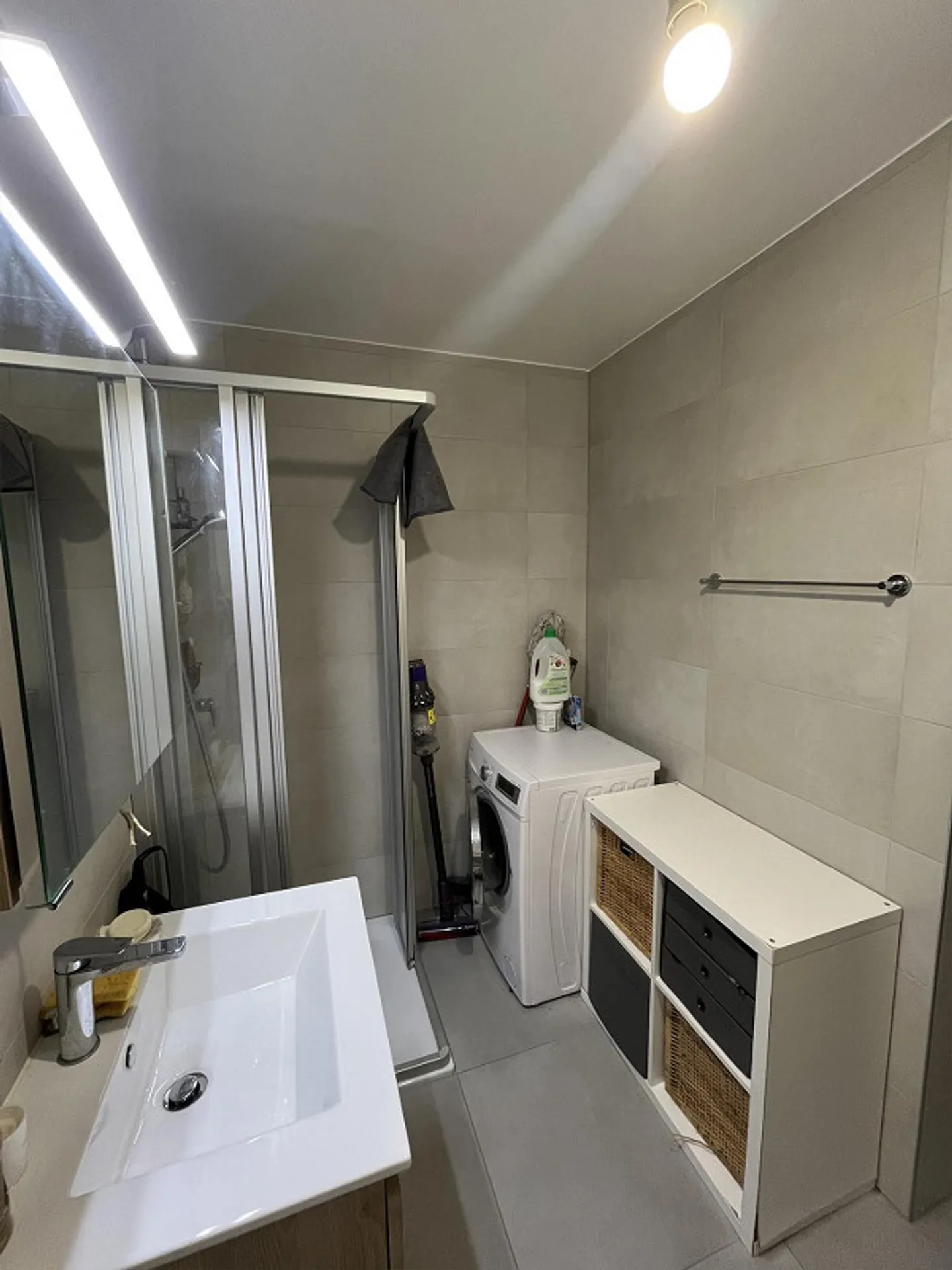 Appartement 1,5 pièce, entièrement meublé 31m² - Photo 2 of 5