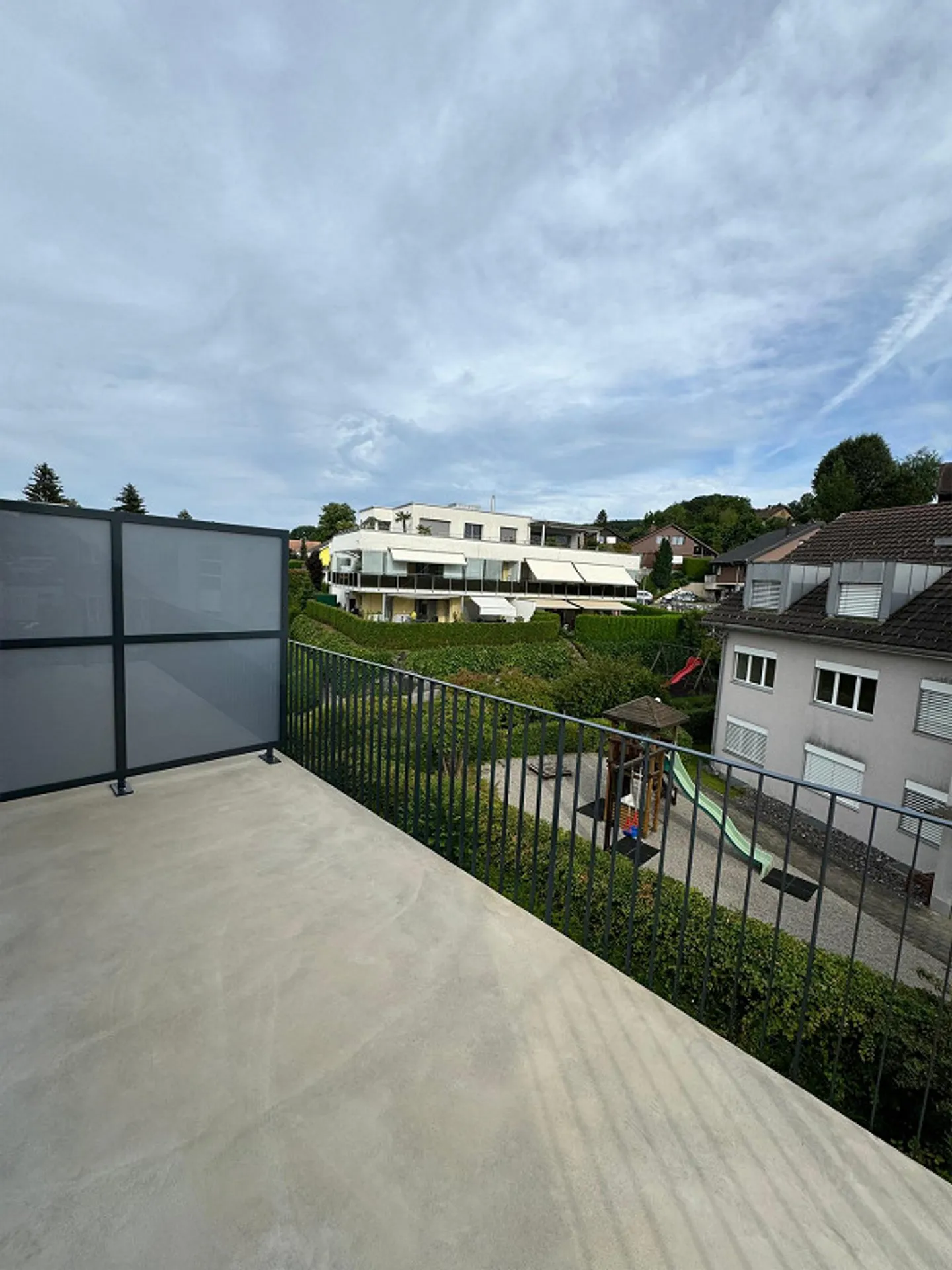 Belle penthouse de 2,5 pièces avec grande terrasse - Photo 1 sur 9