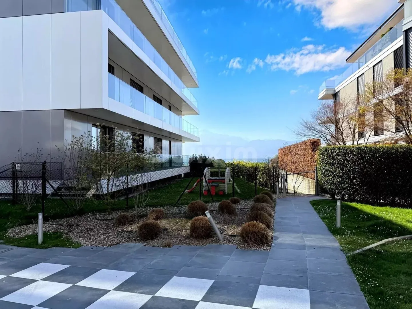 Rareté au bord du lac ? Vues panoramiques et accès privé à la marina - Photo 5 sur 6