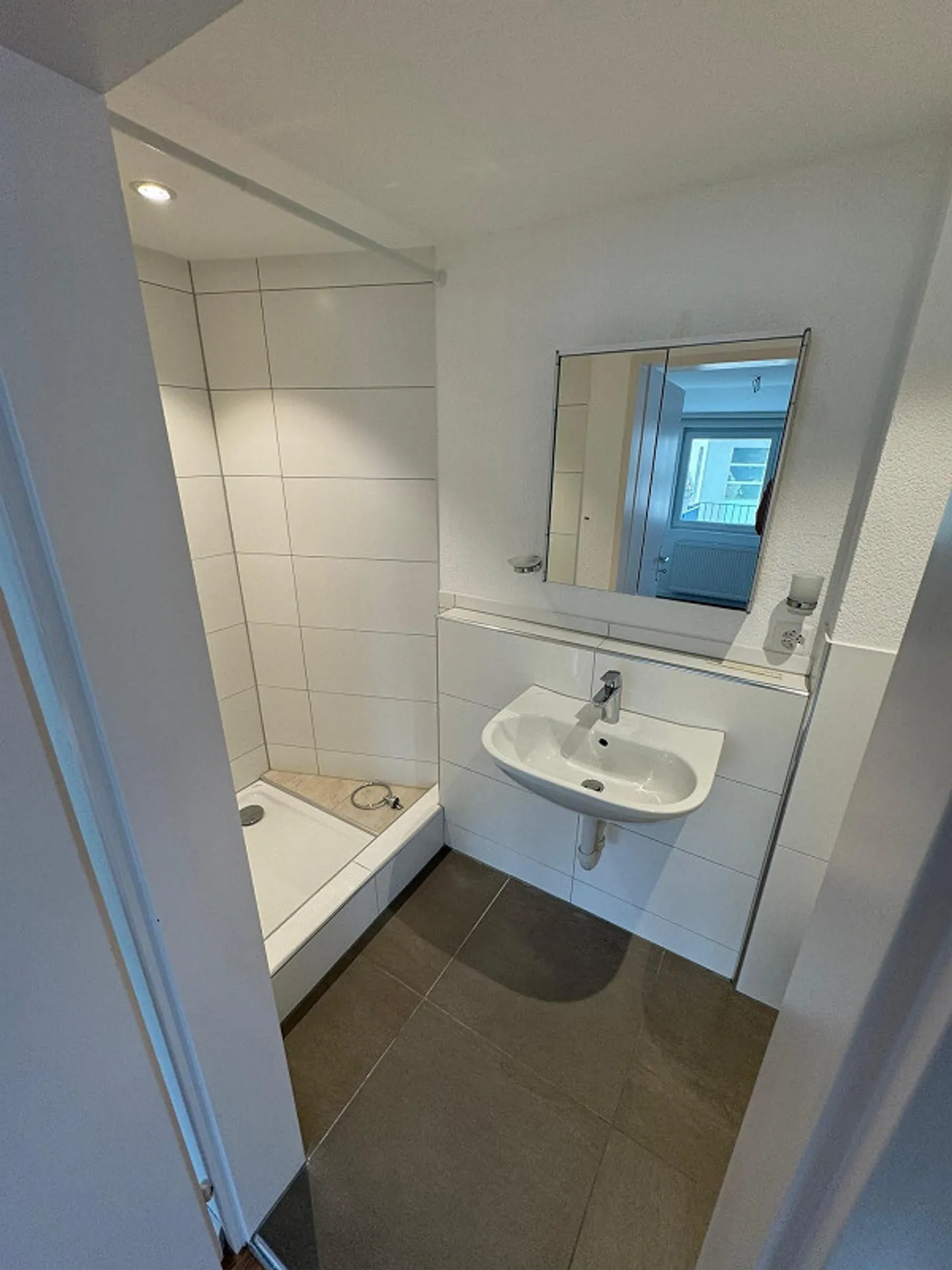 Belle penthouse de 2,5 pièces avec grande terrasse - Photo 9 sur 9