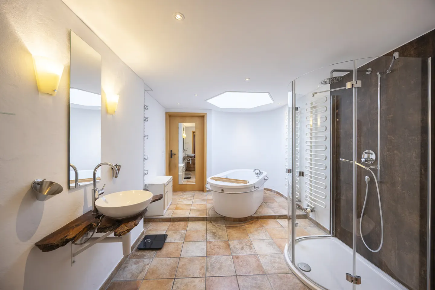 Maison individuelle ou intergénérationnelle spacieuse - Photo 8 sur 13