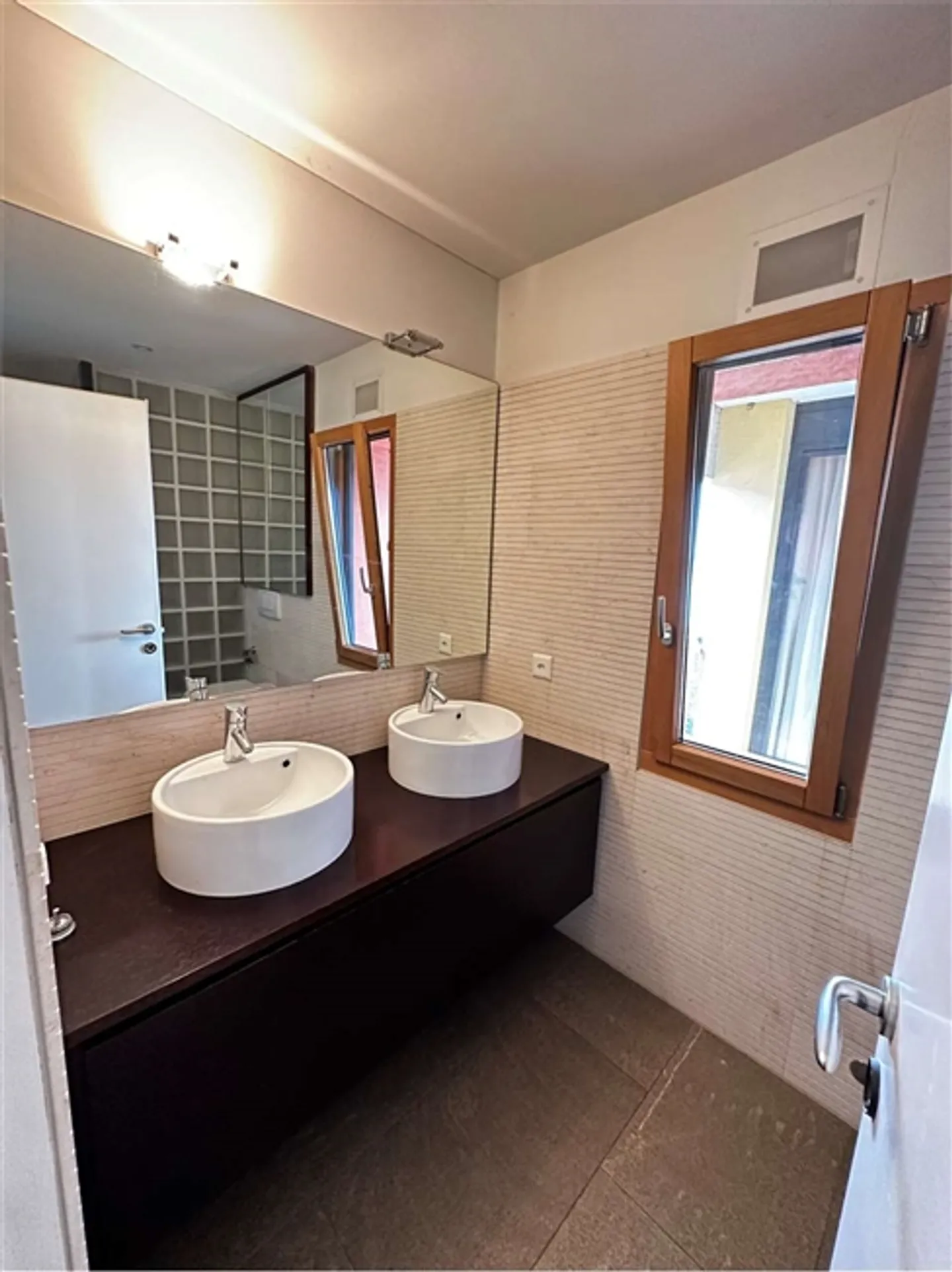 Villa with magnificent lake view in Vico Morcote - Photo 20 of 20