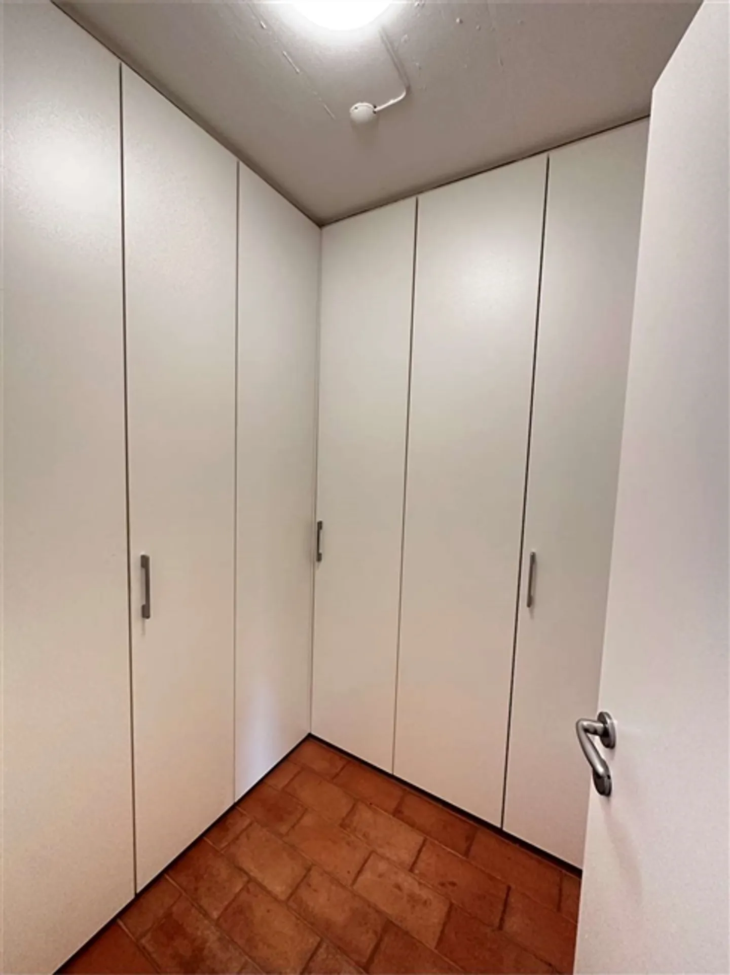 Villa with magnificent lake view in Vico Morcote - Photo 19 of 20