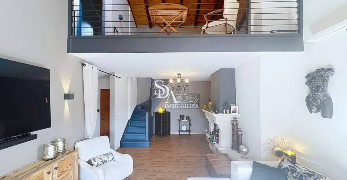 Duplex sublime e spazioso - Foto 2 di 11