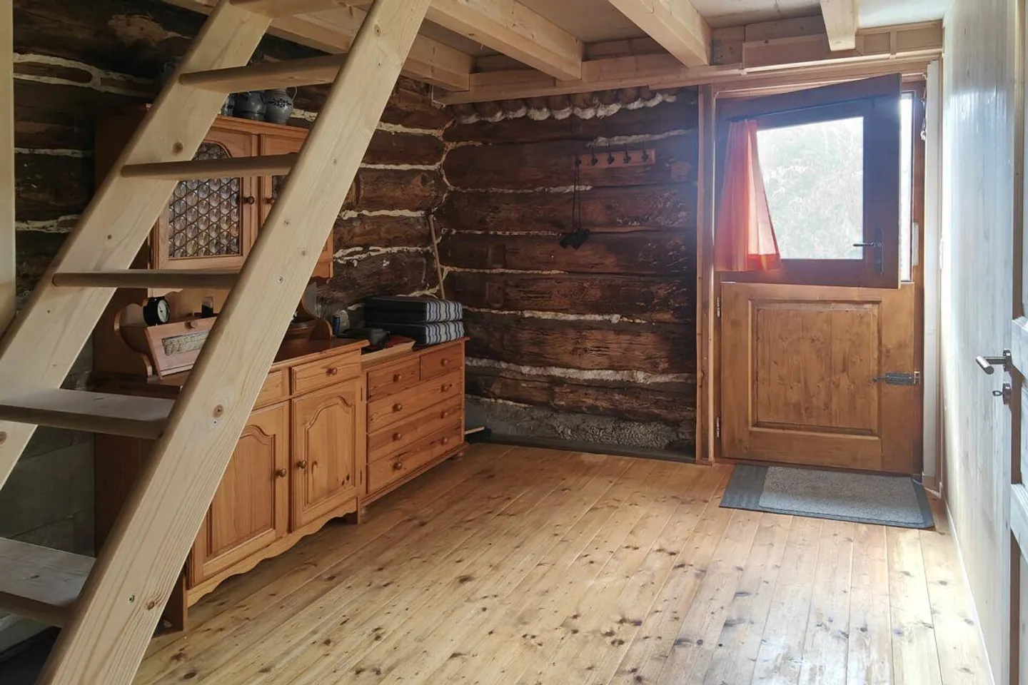 Authentic Maiensäss in Idyllic Location - Photo 5 of 11