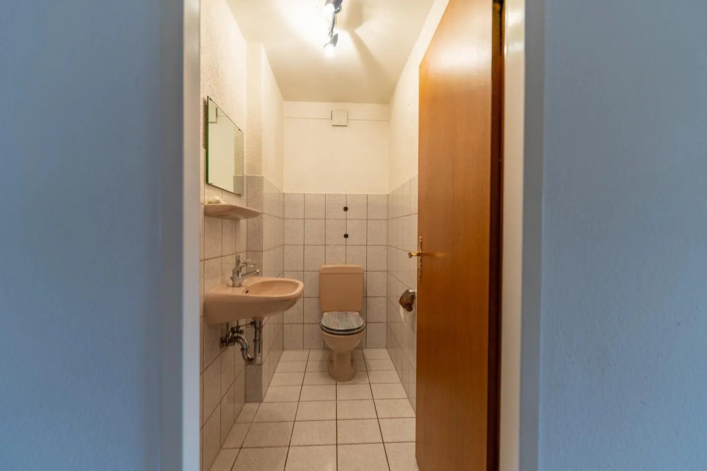 Appartement en duplex spacieux et confortable de 4 pièces à Riehen - Photo 5 sur 9