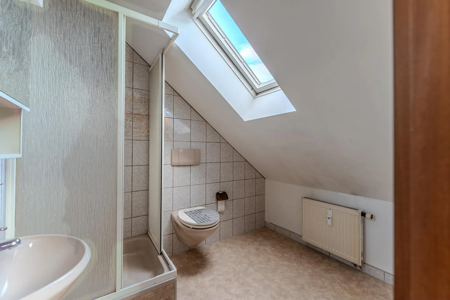 Appartement en duplex spacieux et confortable de 4 pièces à Riehen - Photo 9 sur 9