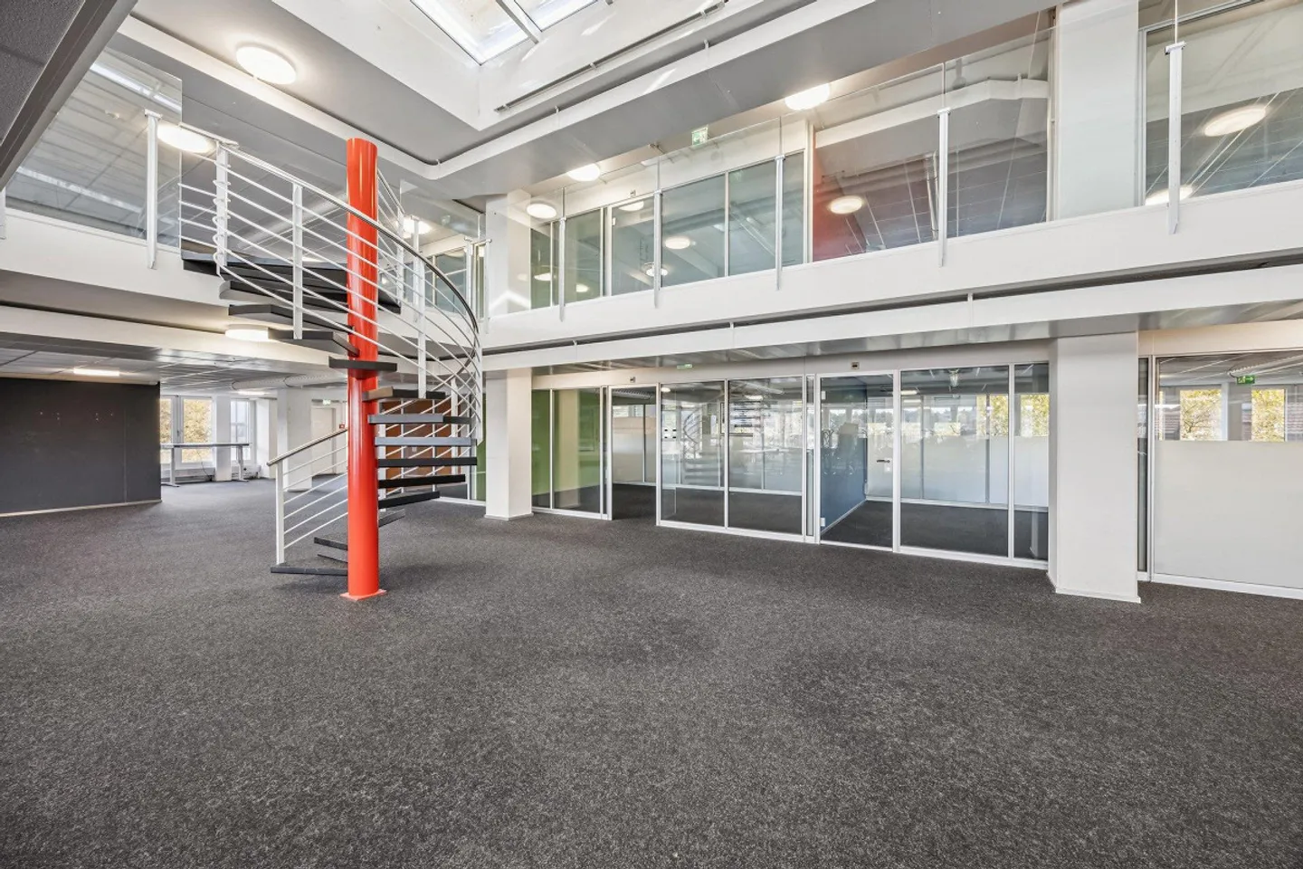 Una casa piena di opportunità - Commercio, ricerca, scienza e tecnologia - Foto 4 di 10