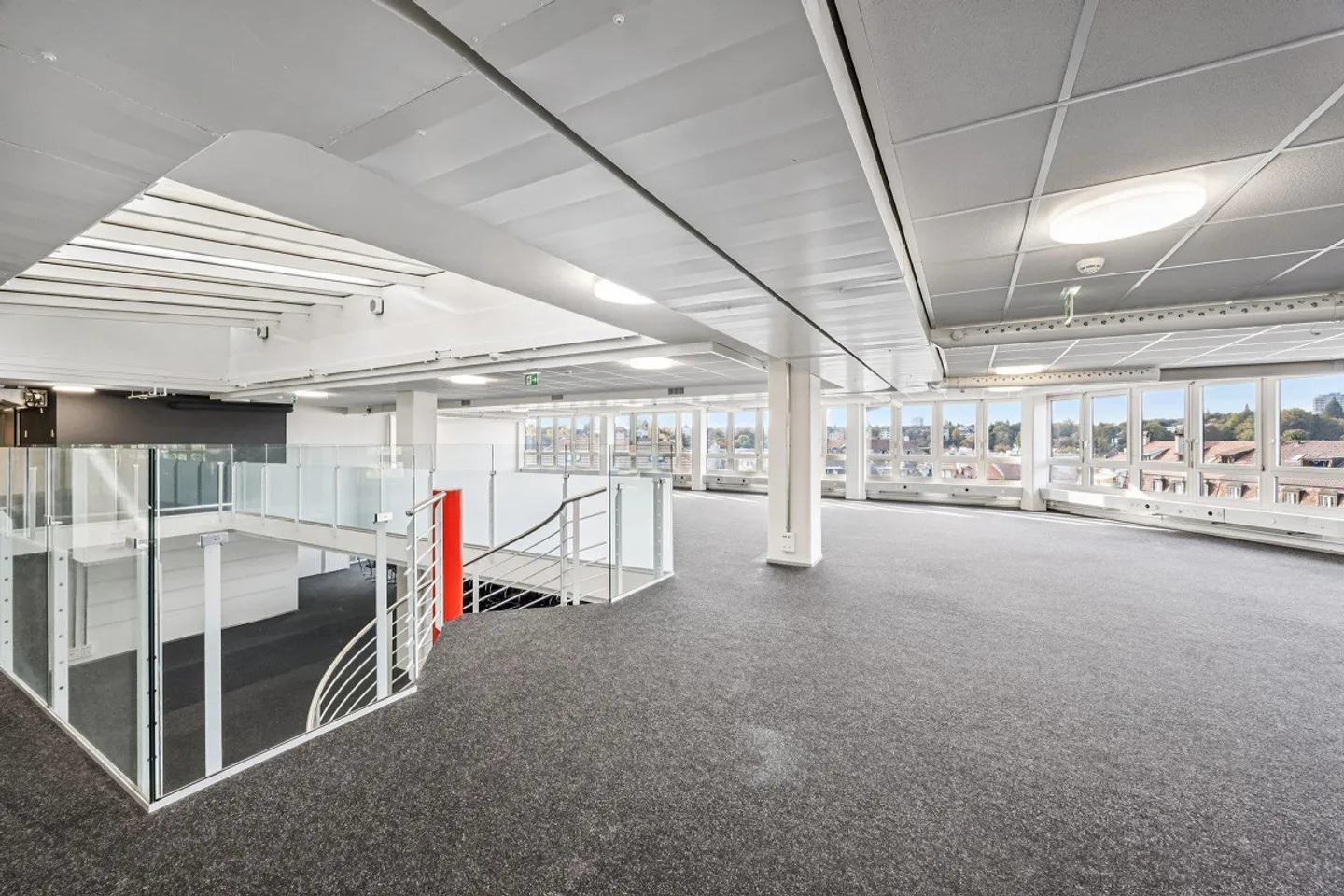 Una casa piena di opportunità - Commercio, ricerca, scienza e tecnologia - Foto 5 di 10