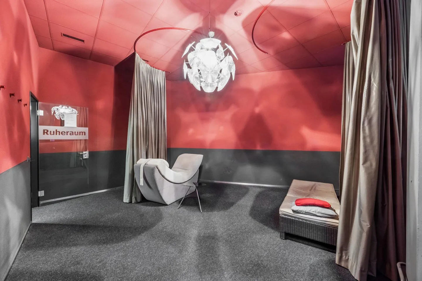 Una casa piena di opportunità - Commercio, ricerca, scienza e tecnologia - Foto 9 di 10