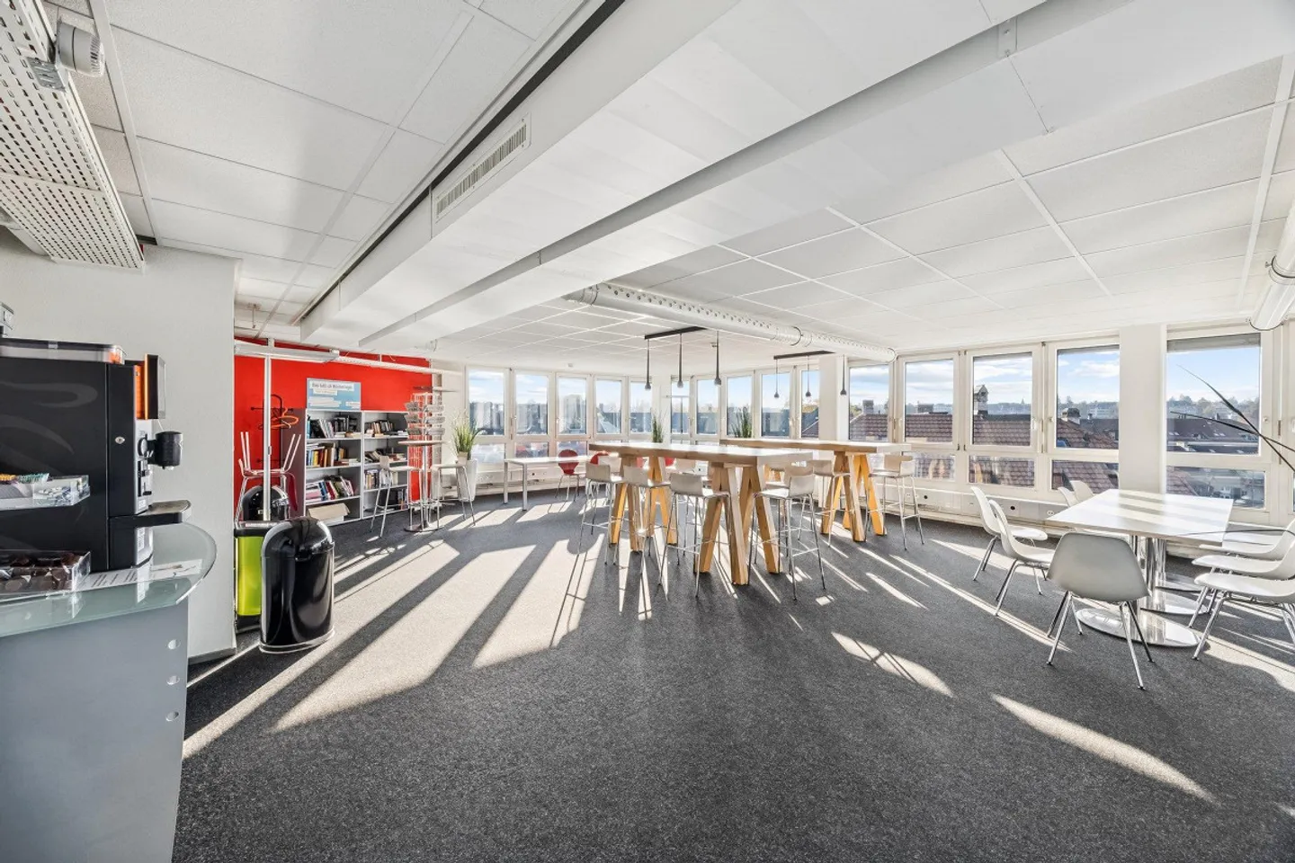 Una casa piena di opportunità - Commercio, ricerca, scienza e tecnologia - Foto 8 di 10