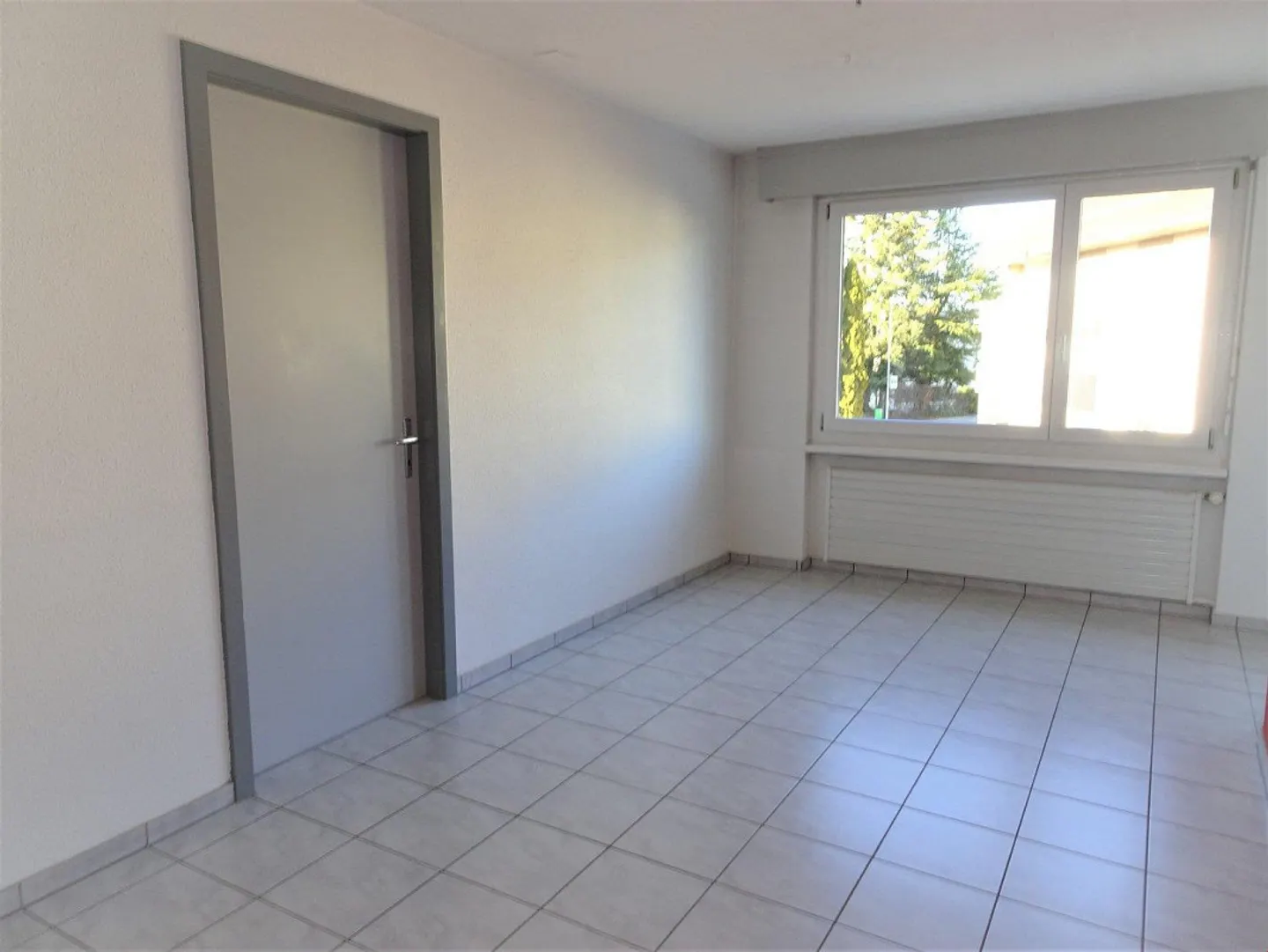 Charmante Wohnung mit Balkon - Foto 3 von 12