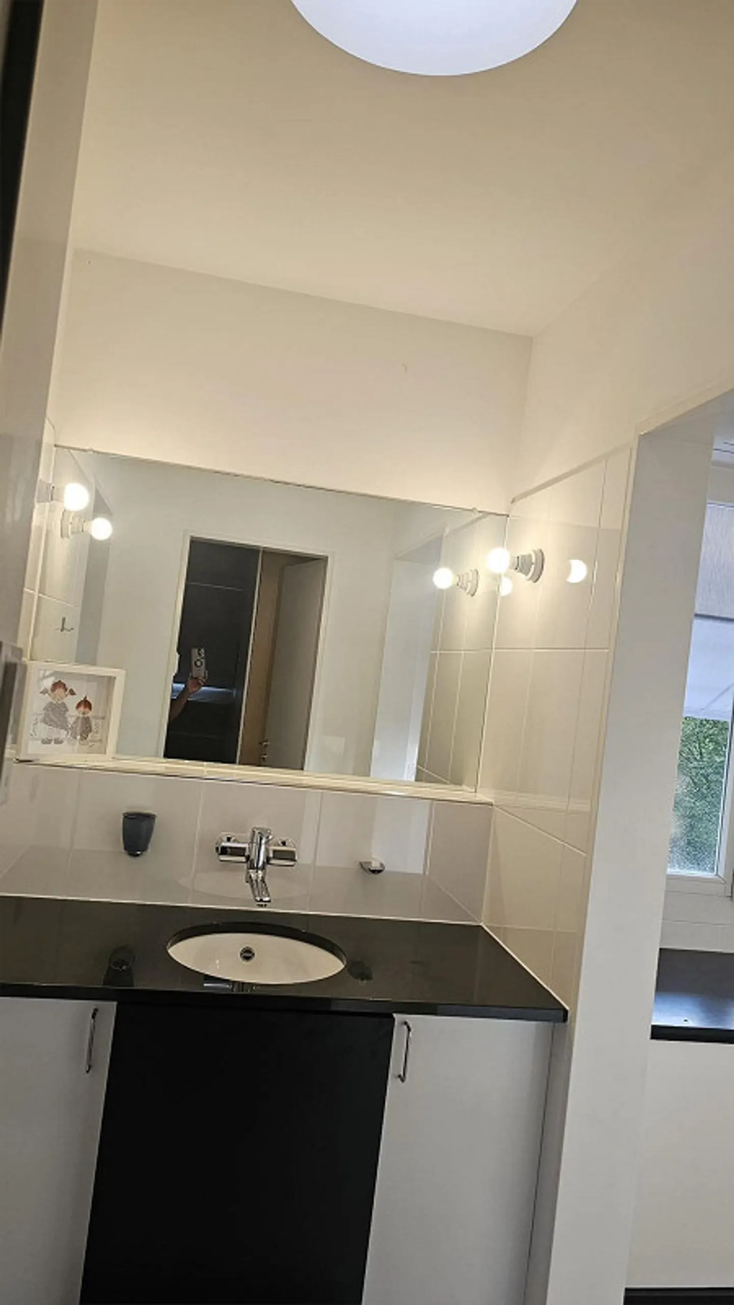 7-Zimmer-Einfamilienhaus mit grossem Garten in Reinach mieten - Foto 7 di 13