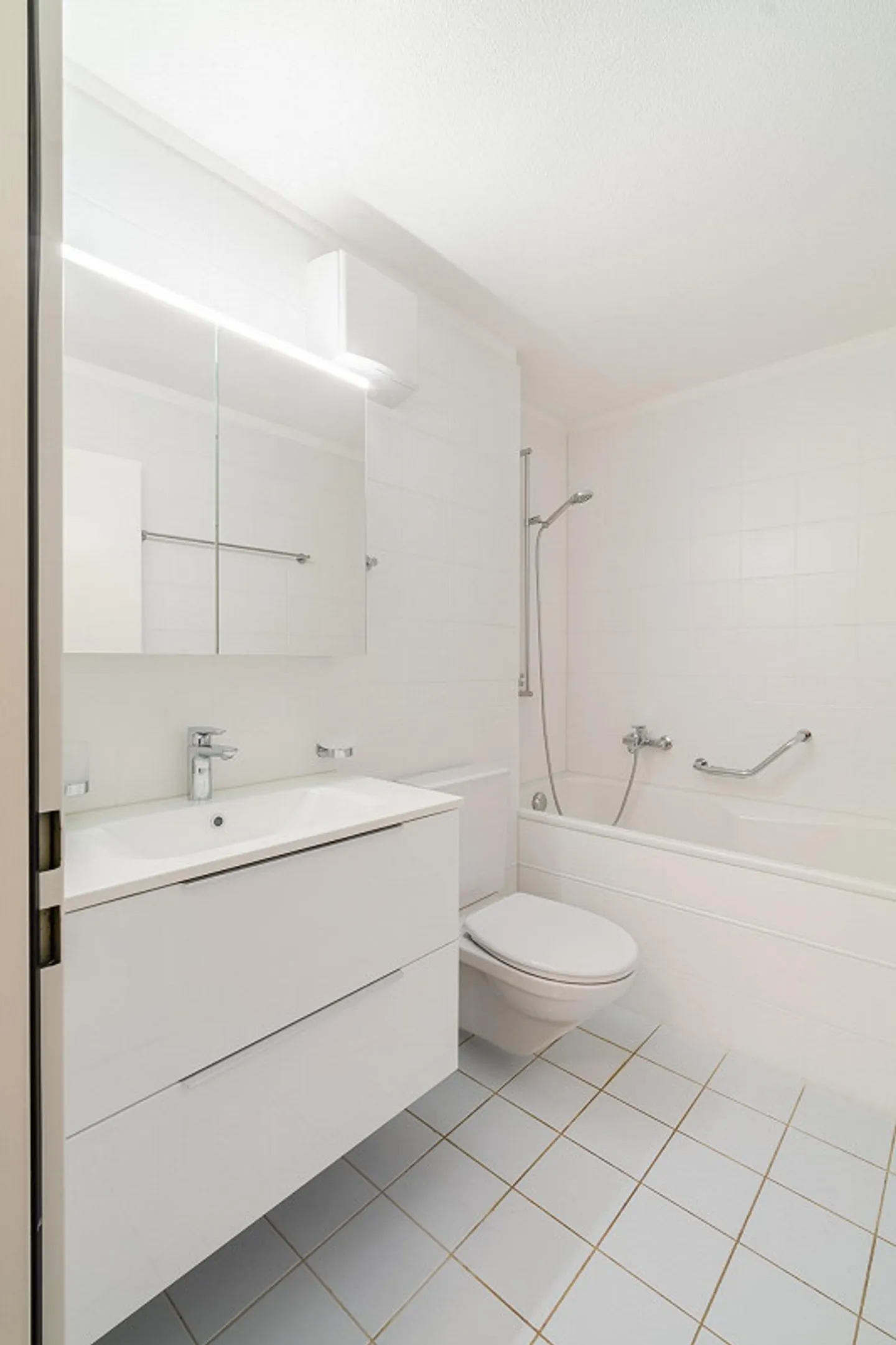 Appartamento 1,5 stanze come nuovo nel cuore della città di Lucerna - Foto 3 di 3