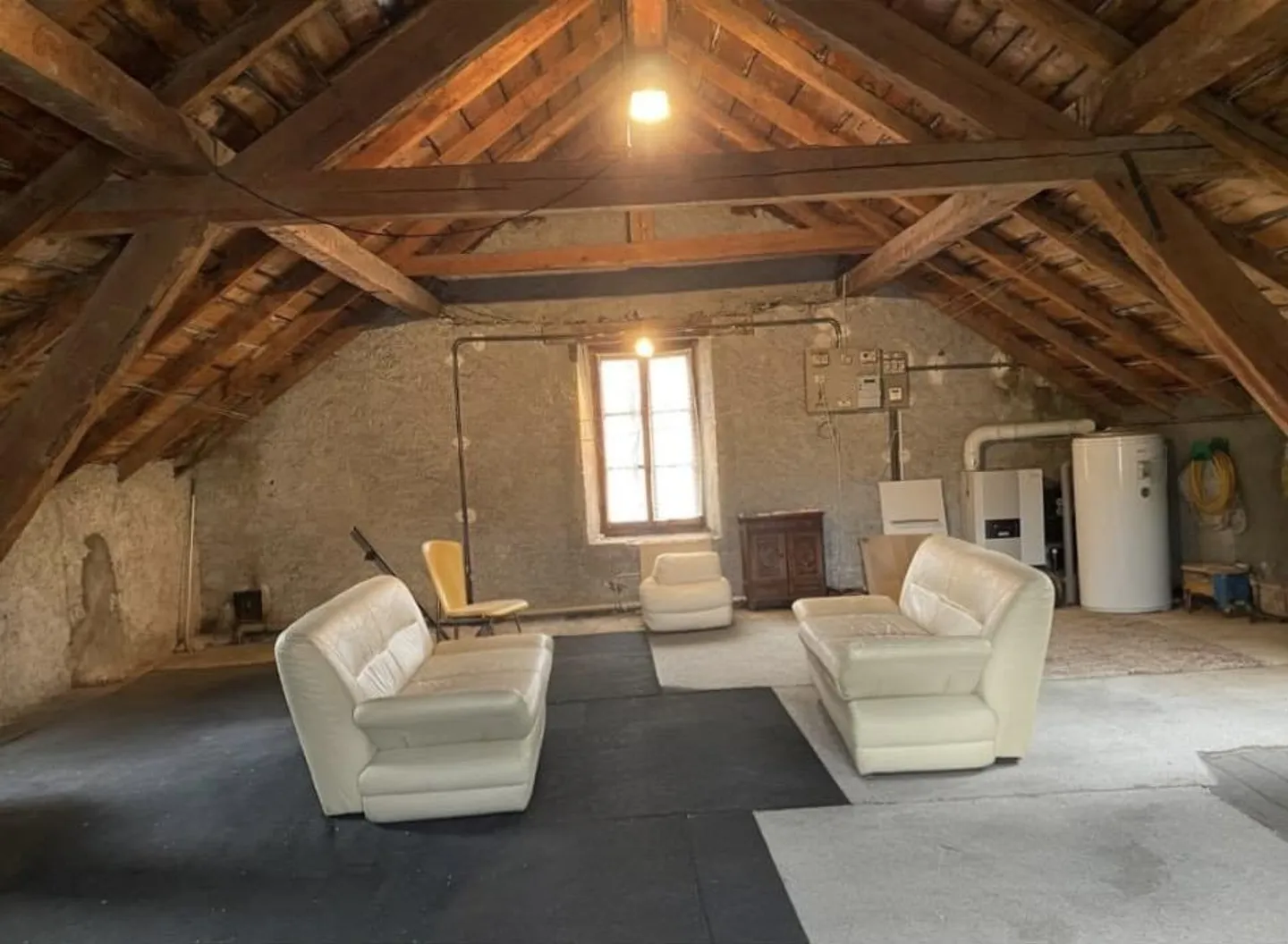 Appartement Duplex avec Potentiel - Photo 3 sur 13