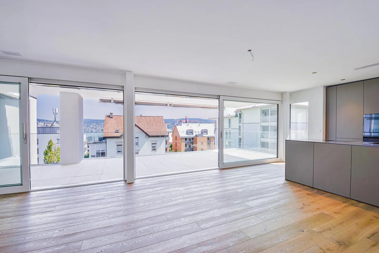 Appartamento attraente di 4,5 stanze con vista sul lago in 'Lake Ville' Thalwil - Foto 8 di 21