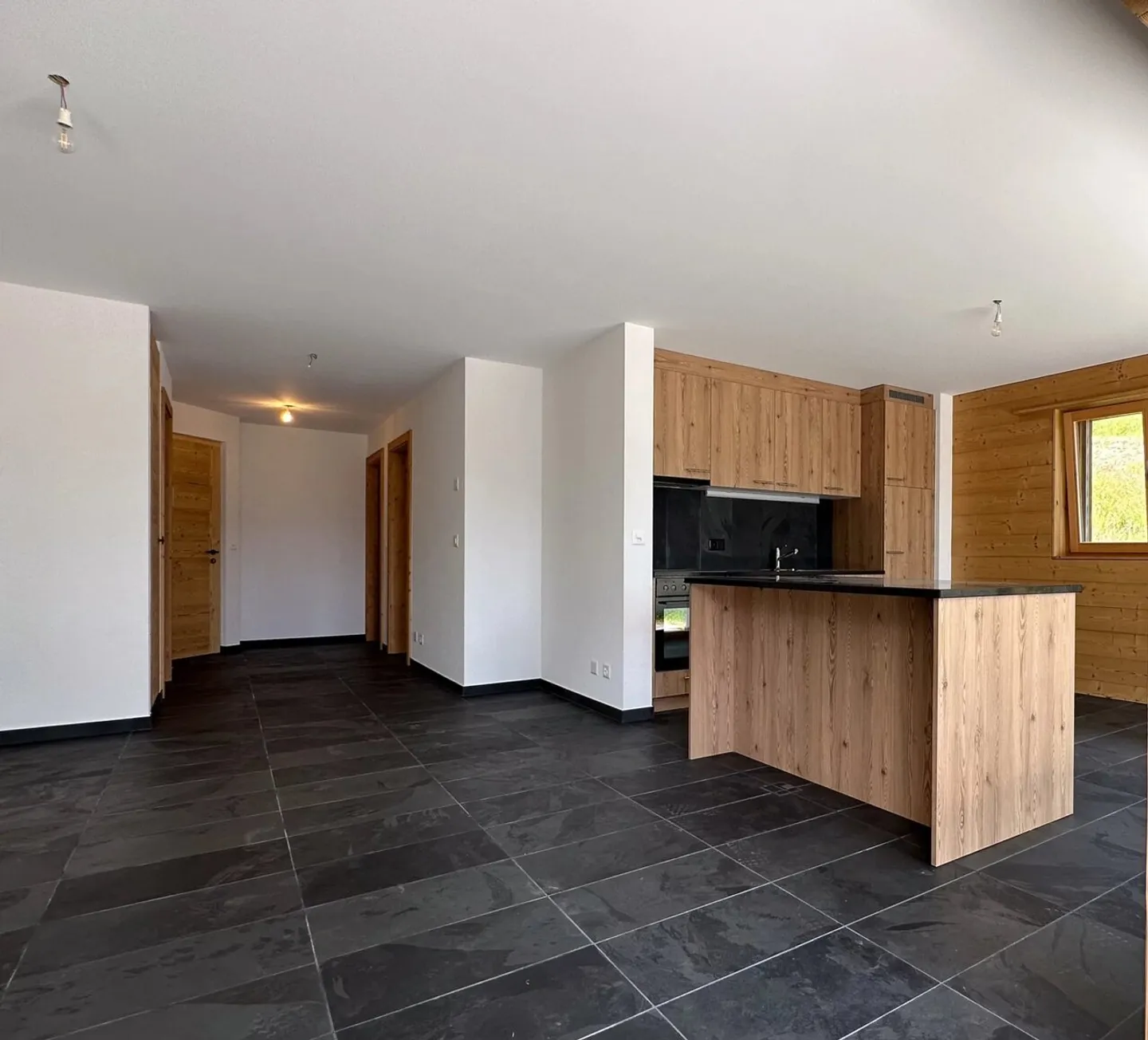 Ovronnaz - 2.5 Room Apartment - New Residence - Photo 5 of 5