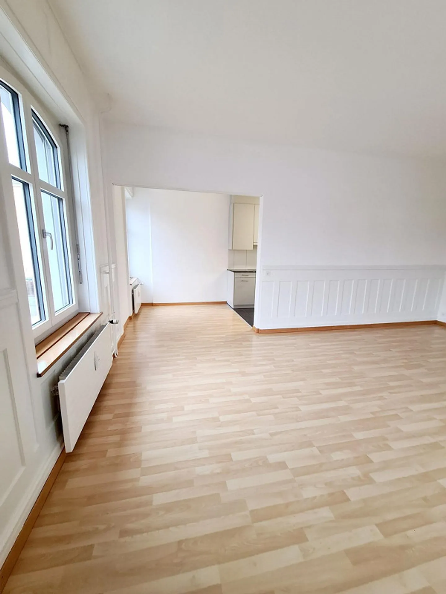 Moderne 2.5 Zimmerwohnung - Foto 4 von 10