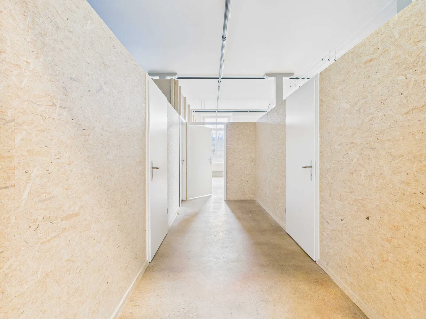 Flexibles Lager in modernem Gewerbehaus - Foto 3 von 8