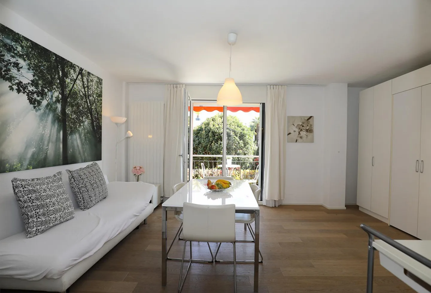 Charmante appartement 2.5 pièces avec petit balcon - Photo 1 sur 16