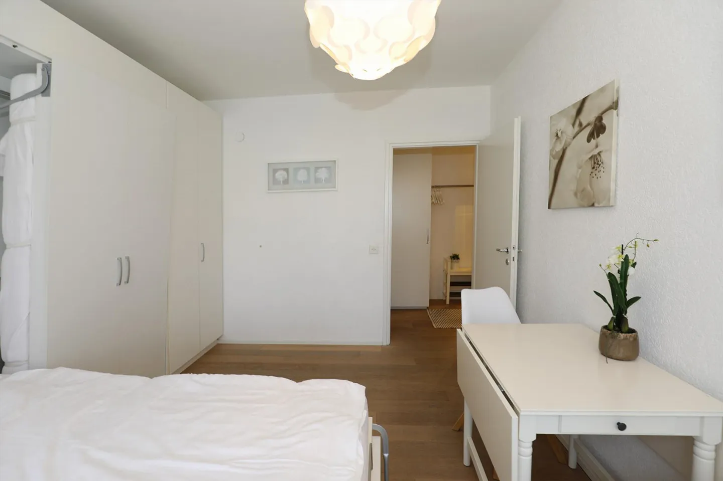 Charmante appartement 2.5 pièces avec petit balcon - Photo 12 sur 16