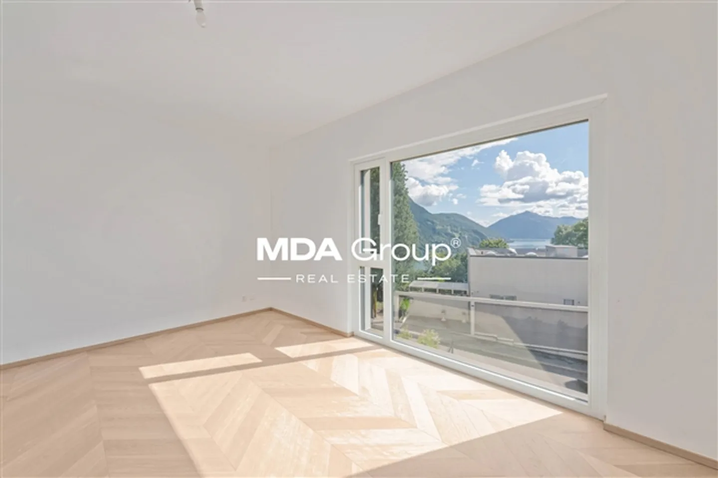 Appartement de 7 pièces - Photo 4 sur 20