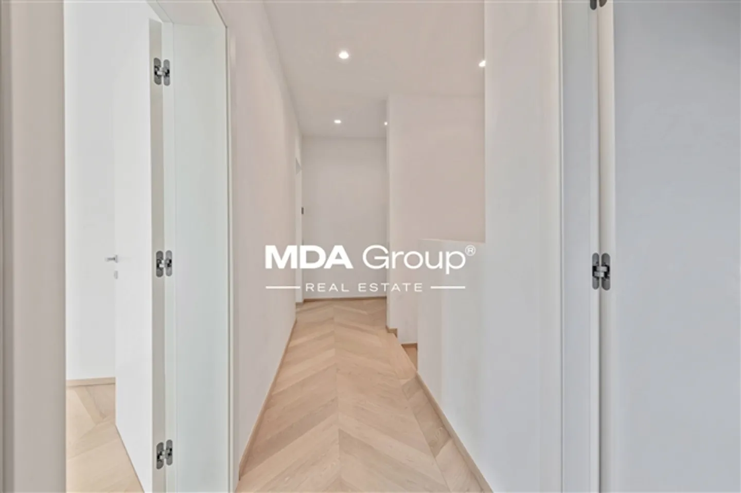 Appartement de 7 pièces - Photo 8 sur 20