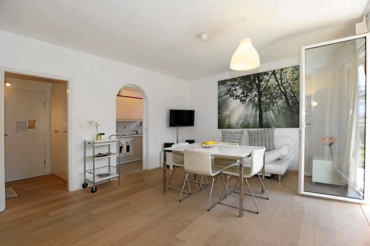 Charmante appartement 2.5 pièces avec petit balcon - Photo 8 sur 16