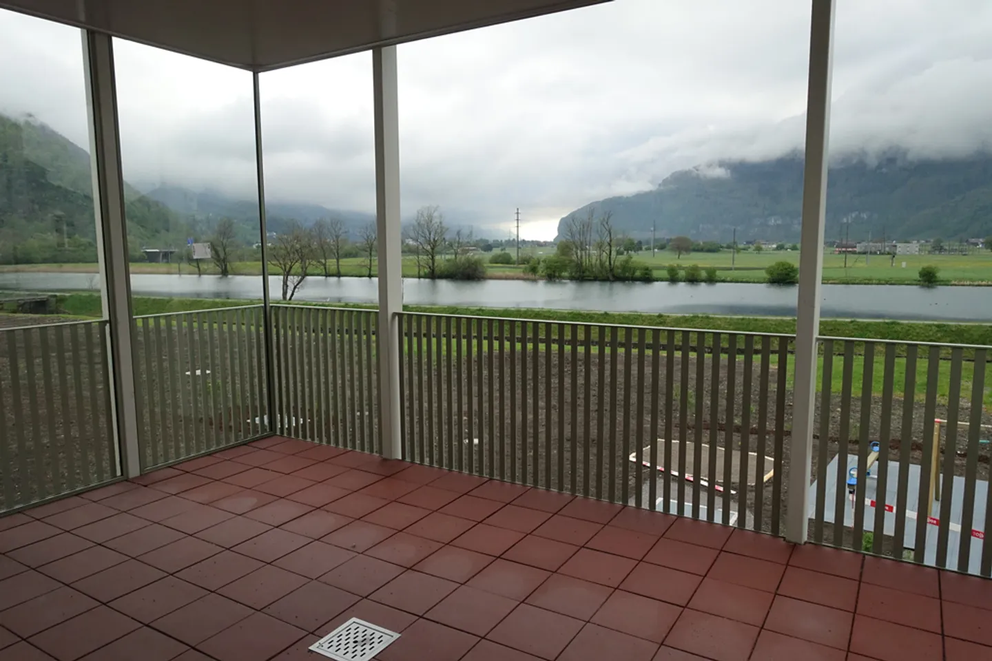 Charmante Wohnung mit Weiherblick - Foto 7 von 10