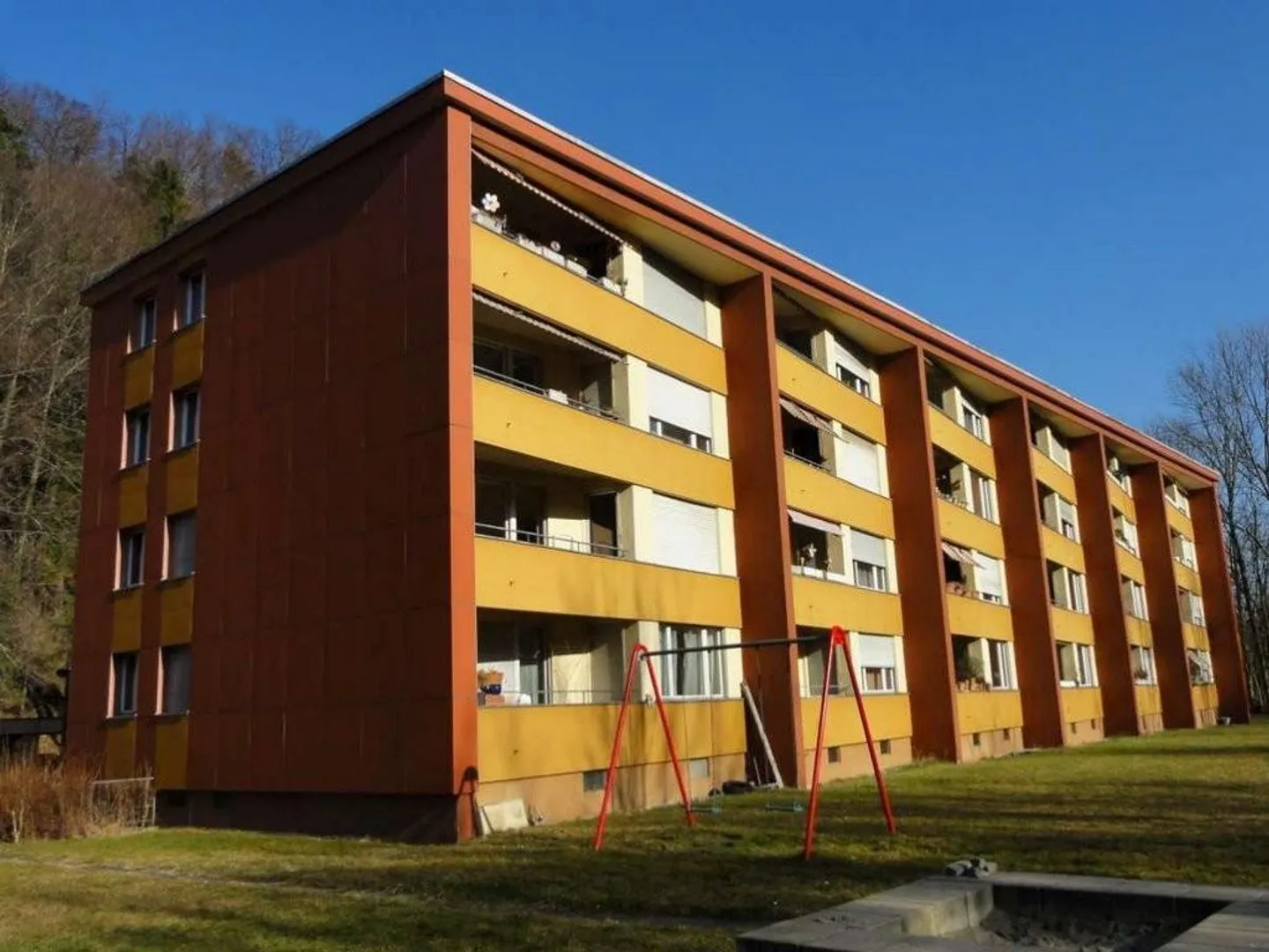 Living in a quiet location in Adliswil - limited until 30.09.2027 - Photo 1 of 6