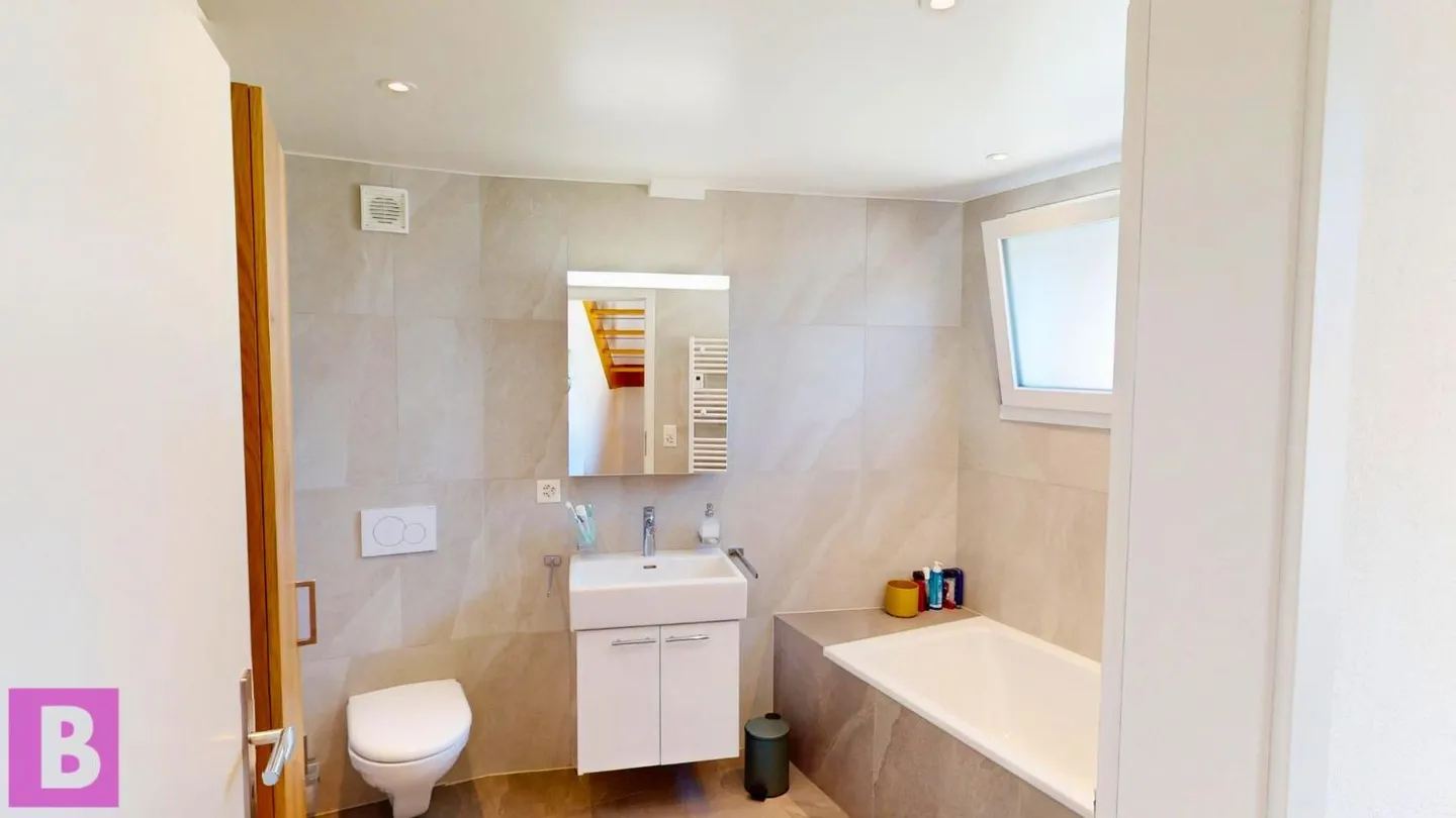 SPIRIT OF HOME FOR THIS SUPERB FAMILY TRIPLEX WITH 4 BEDROOMS IN YENS - Photo 11 of 24