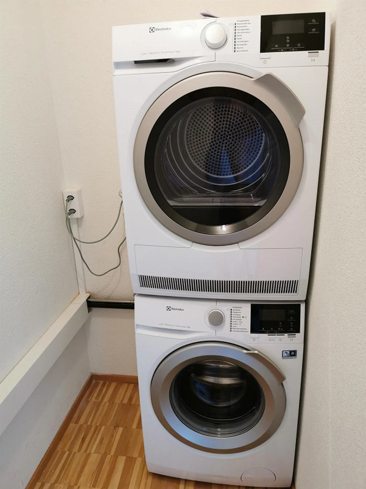 Appartement penthouse exclusif avec deux terrasses spacieuses ! - Photo 9 sur 11