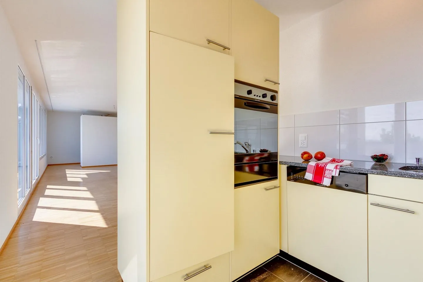 Appartement penthouse exclusif avec deux terrasses spacieuses ! - Photo 4 sur 11