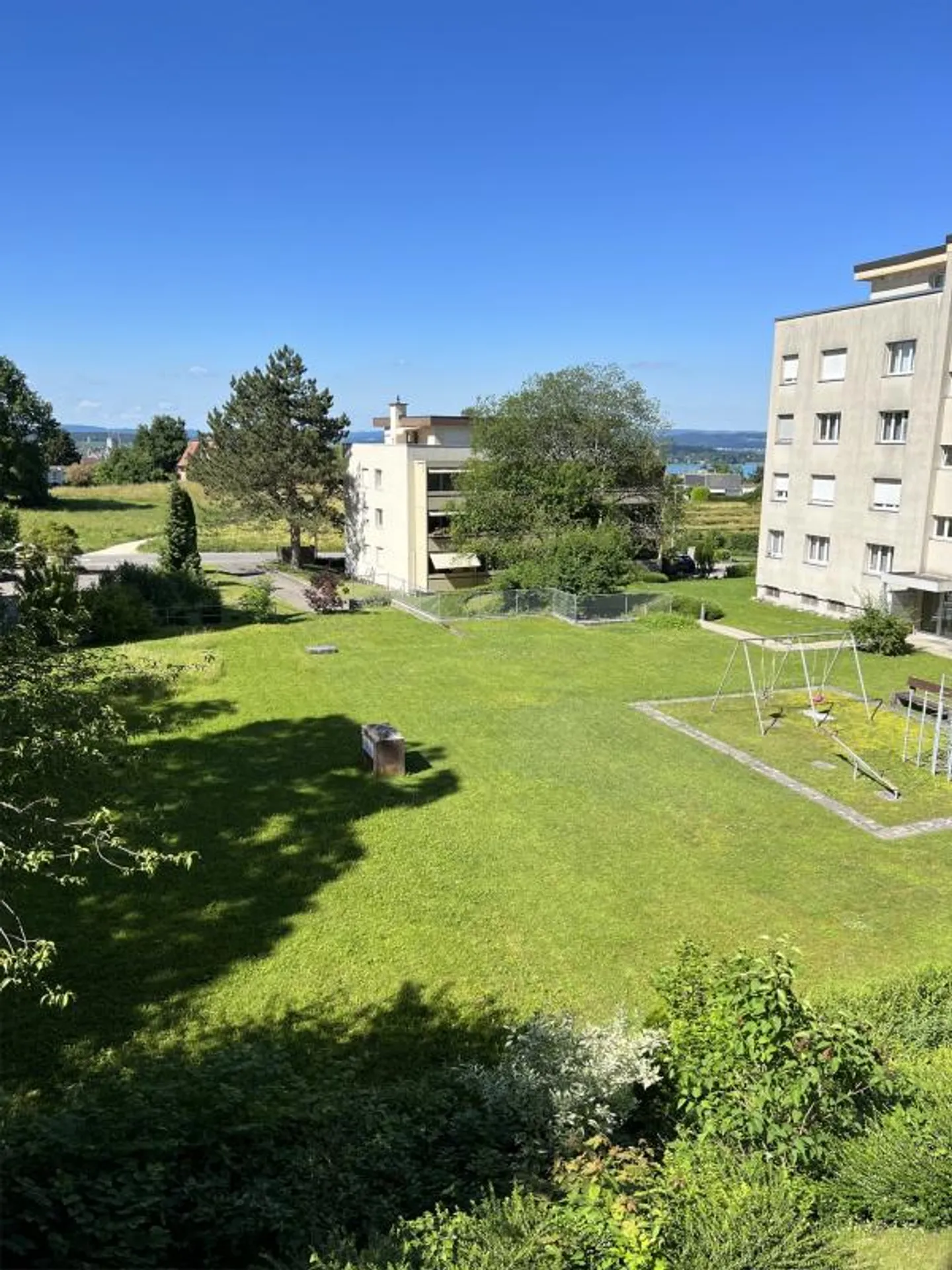 Appartamento splendidamente ristrutturato in una posizione leggermente elevata e tranquilla, vicino al bordo del bosco - Foto 8 di 9