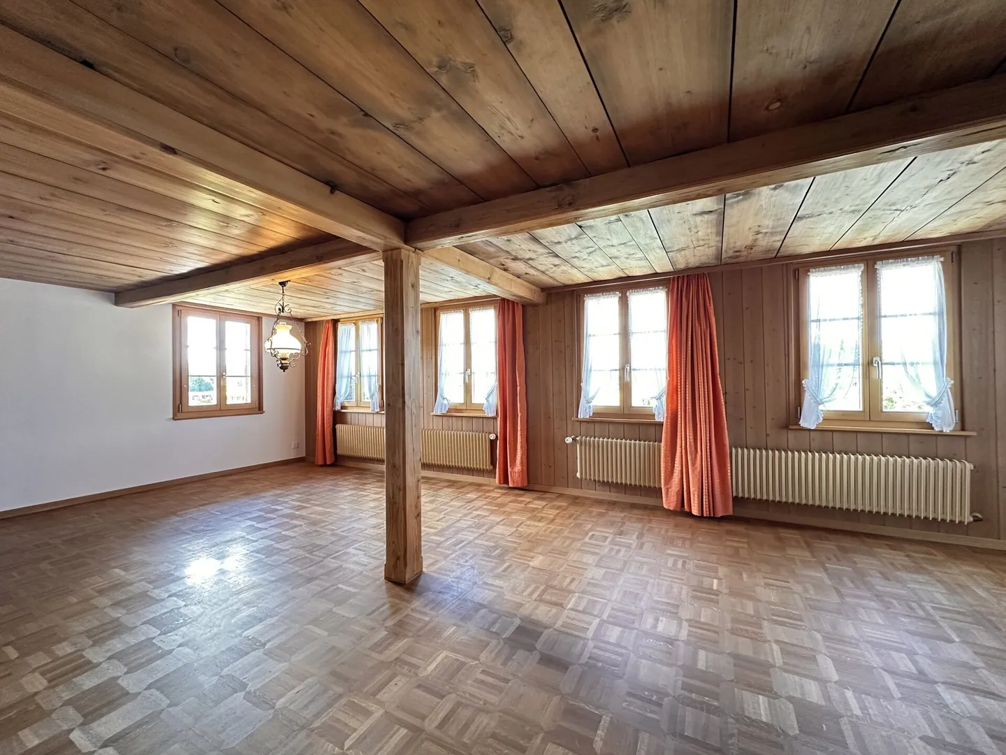Casa 4½ locali in una posizione meravigliosa con vista imponente - Foto 3 di 9