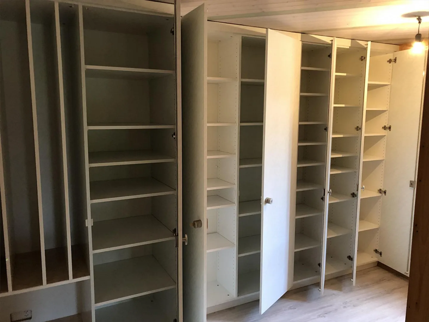 Appartamento luminoso 5½ stanze ristrutturato in affitto - Foto 8 di 28