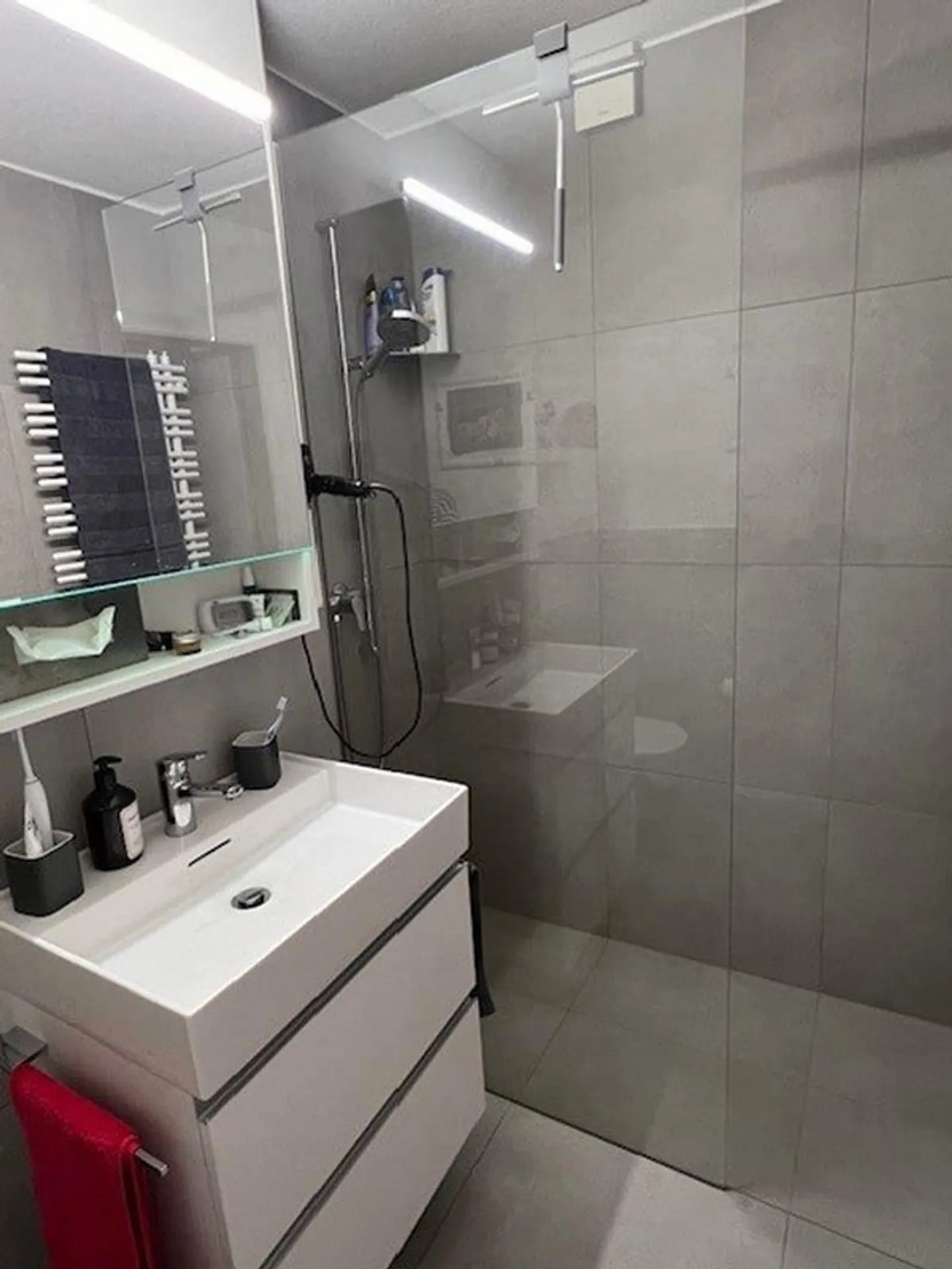 Sunny apartment with panoramic view - Photo 2 of 9