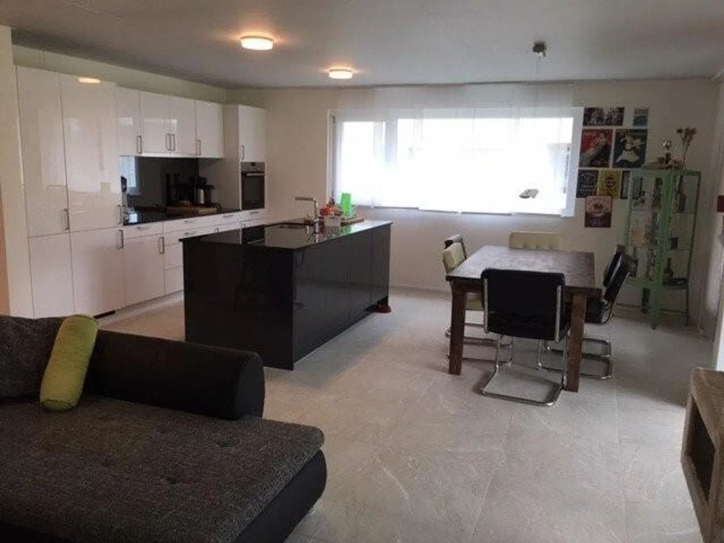 Modernes 3.5-Zimmer-Apartment - Foto 2 von 9