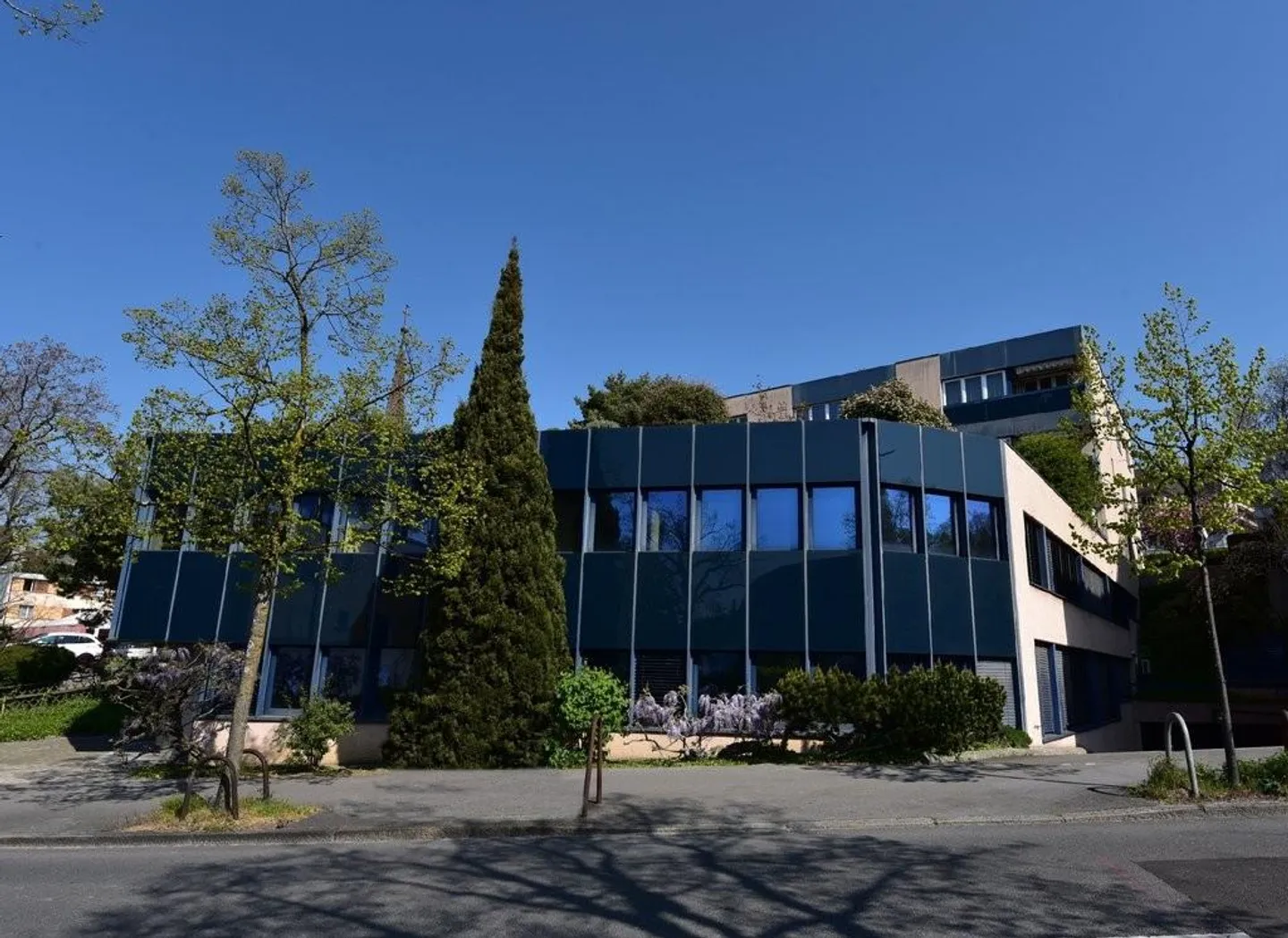 Indoor parking space at Av. de Montoie 36, Lausanne - Photo 2 of 2