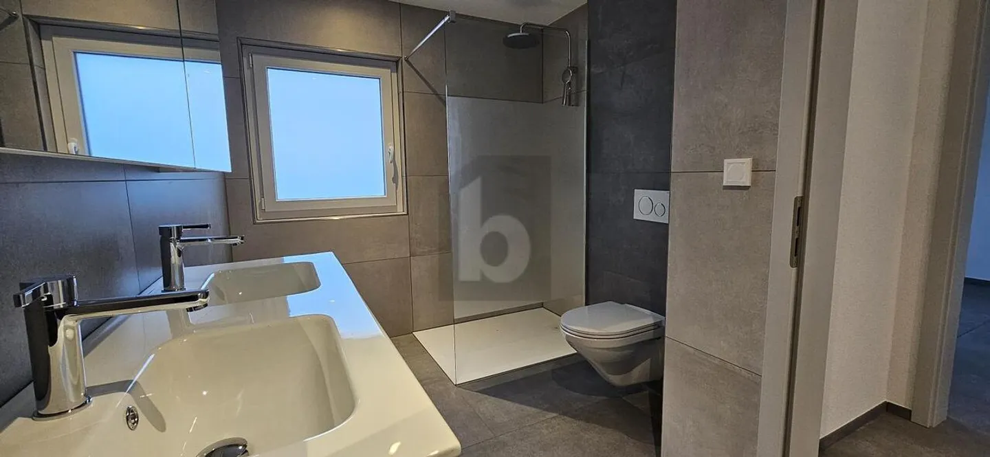 Charming Ground-Floor Apartment - Photo 4 of 5