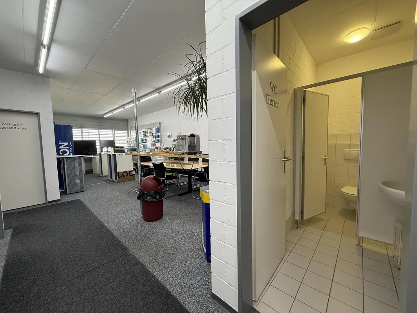 Vollausgebautes Büro - Foto 6 von 10