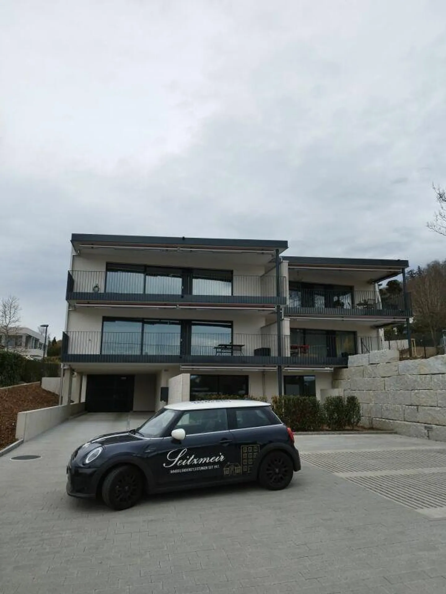 Modernes Apartment mit Garten - Foto 1 von 6