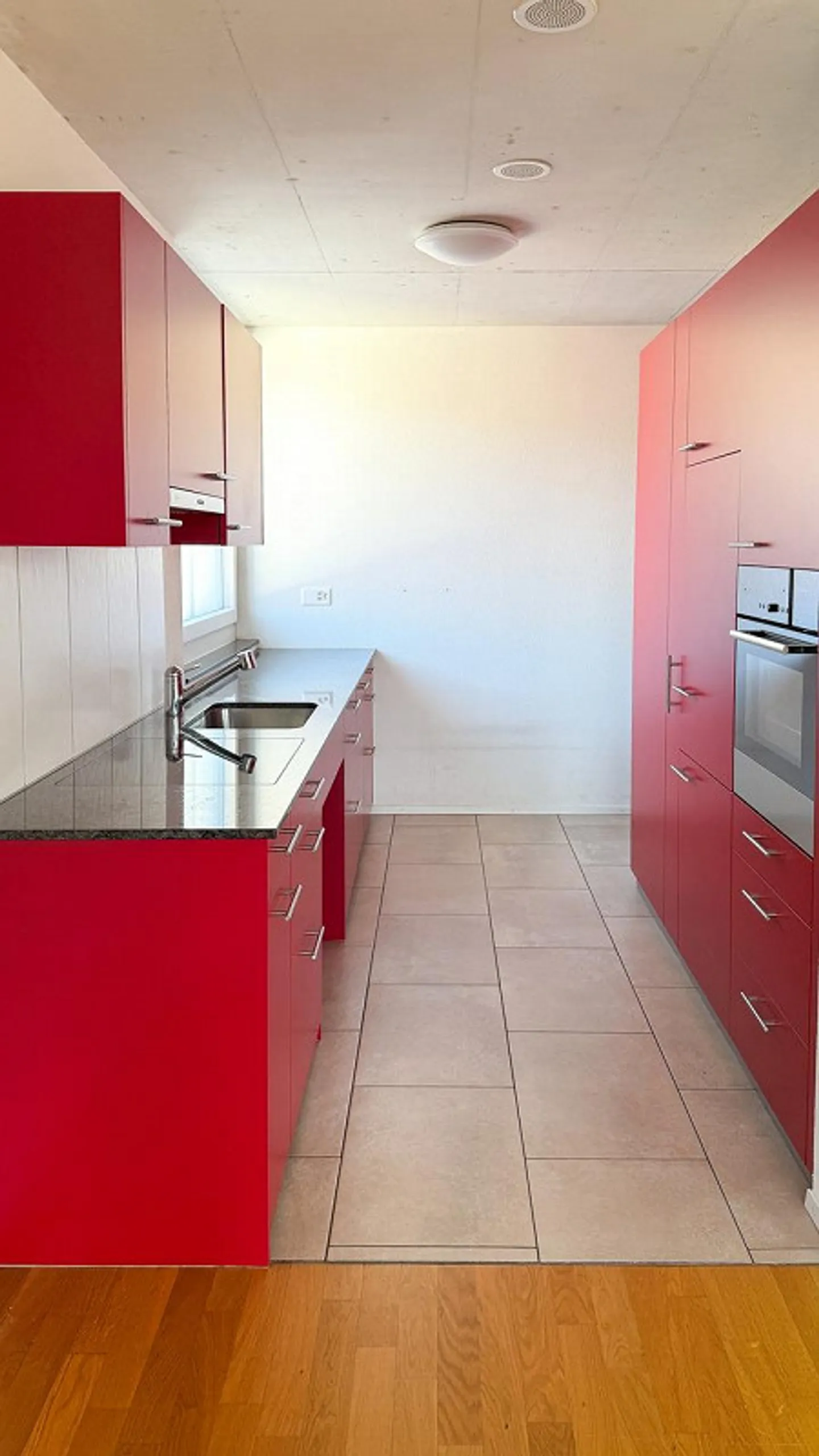 Appartement moderne en ville avec belle vue - Photo 6 sur 11