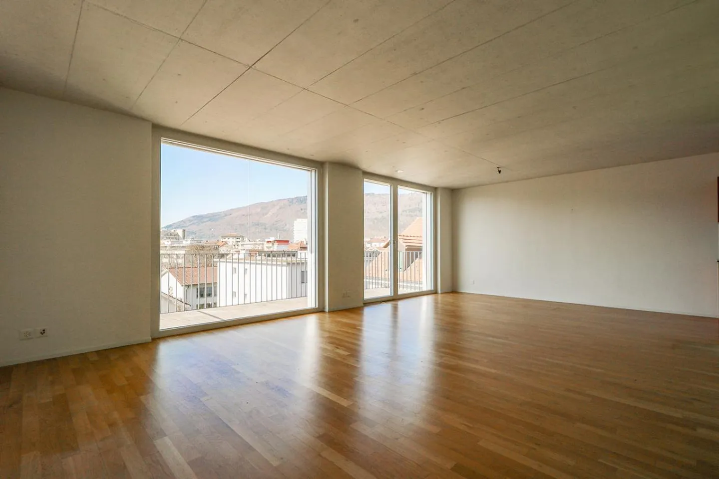 Appartement moderne en ville avec belle vue - Photo 8 sur 11
